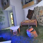 Hotel Pacific